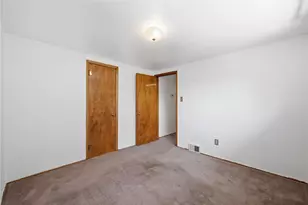 211 East Ave, West Mifflin, PA 15122 - Photo 17