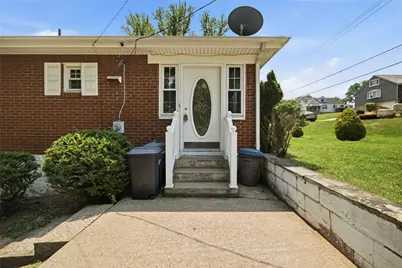 211 East Ave, West Mifflin, PA 15122 - Photo 3