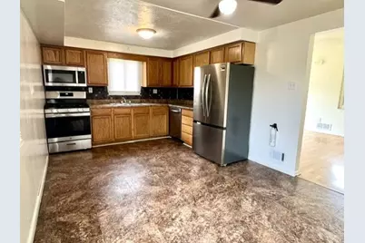 3219 Valewood Drive, Munhall, PA 15120 - Photo 7