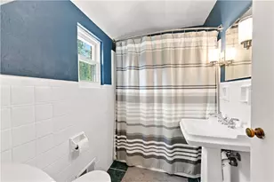 122 Arla Dr, Scott Township, PA 15220 - Photo 27