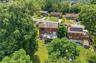 122 Arla Dr, Scott Township, PA 15220 - Photo 5