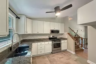 117 Walnut Dr, Economy, PA 15005 - Photo 11