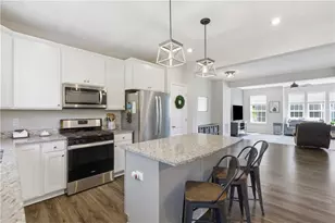 2153 Shawnee Dr, South Strabane, PA 15301 - Photo 7