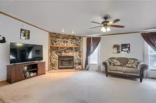 34 Jess Ln, North Fayette, PA 15057 - Photo 7