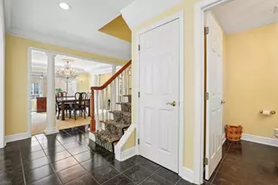 2135 S Huntington Ct S, Pittsburgh, PA 15090 - Photo 3