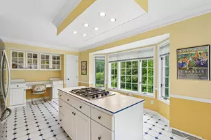 2135 S Huntington Ct S, Pittsburgh, PA 15090 - Photo 7