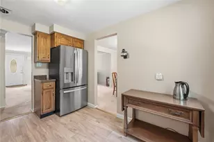 254 Parkedge Rd, Green Tree, PA 15220 - Photo 13