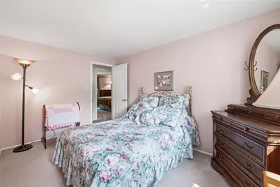 254 Parkedge Rd, Green Tree, PA 15220 - Photo 21