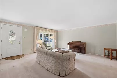 254 Parkedge Rd, Green Tree, PA 15220 - Photo 5