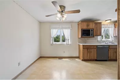132 Tippecanoe Dr, Hempfield Township, PA 15601 - Photo 11