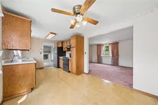 132 Tippecanoe Dr, Hempfield Township, PA 15601 - Photo 7