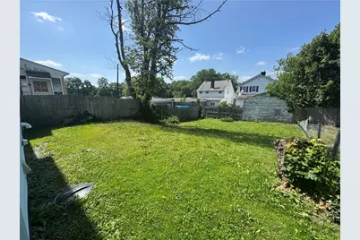 1320 Irwin St, Aliquippa, PA 15001 - Photo 29
