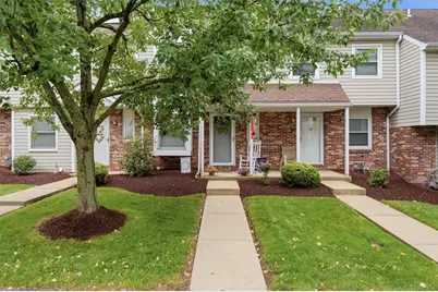 105 Old Village Ln, Bethel Park, PA 15102 - Photo 3