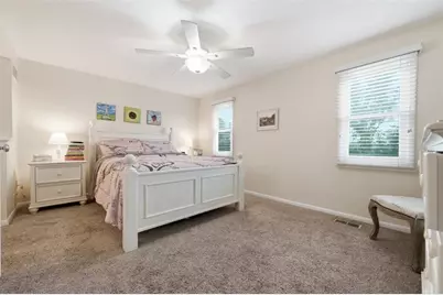 105 Old Village Ln, Bethel Park, PA 15102 - Photo 17