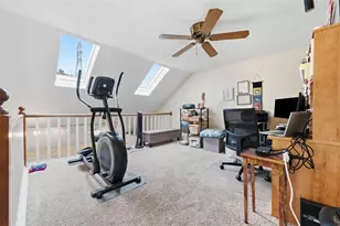 105 Old Village Ln, Bethel Park, PA 15102 - Photo 23
