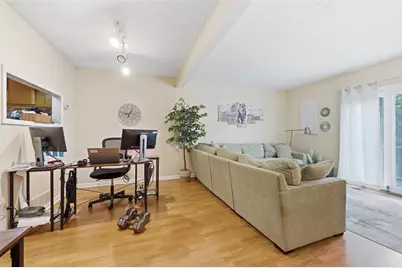 105 Old Village Ln, Bethel Park, PA 15102 - Photo 5