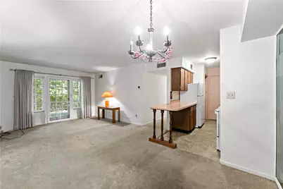 980 Chatham Park Dr #K, Scott Township, PA 15216 - Photo 5