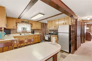 105 King St, Westmont Hilltop School District, PA 15905 - Photo 9
