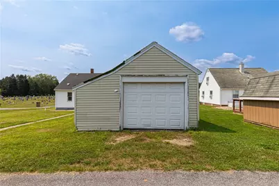 1179 Crucible Rd, Carmichaels-Cumberland, PA 15357 - Photo 7