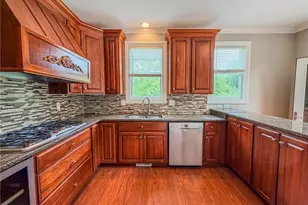 4349 Glen Eden Rd, Cranberry Township, PA 16066 - Photo 15
