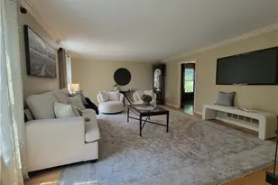 121 Berwyn Rd, Ross Twp, PA 15237 - Photo 9