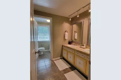 121 Berwyn Rd, Ross Twp, PA 15237 - Photo 35