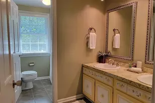 121 Berwyn Rd, Ross Twp, PA 15237 - Photo 35