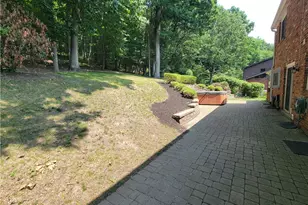 121 Berwyn Rd, Ross Twp, PA 15237 - Photo 47