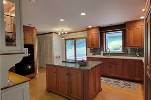 121 Berwyn Rd, Ross Twp, PA 15237 - Photo 15