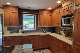 121 Berwyn Rd, Ross Twp, PA 15237 - Photo 17
