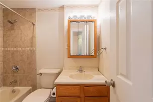 200 Foxcroft Rd, Scott Township, PA 15220 - Photo 21