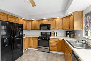 210 3rd St, McDonald, PA 15057 - Photo 19