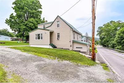 138 Penn Ave, Conemaugh Township, PA 15935 - Photo 5