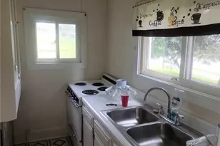 1040 Allison Ave, Washington, PA 15301 - Photo 3
