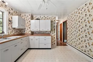 237 Leslie Rd, Middlesex Township, PA 16059 - Photo 11