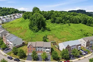 214 Broadstone Dr, Adams Township, PA 16046 - Photo 25