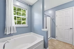 214 Broadstone Dr, Adams Township, PA 16046 - Photo 13