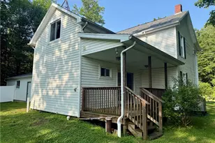 81 Hartwick Rd, Findley Township, PA 16137 - Photo 3