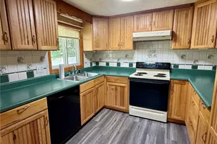 81 Hartwick Rd, Findley Township, PA 16137 - Photo 11