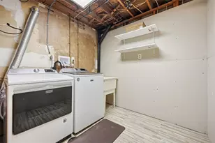 390 Gemini Dr, Economy, PA 15042 - Photo 25