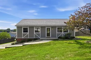 390 Gemini Dr, Economy, PA 15042 - Photo 1