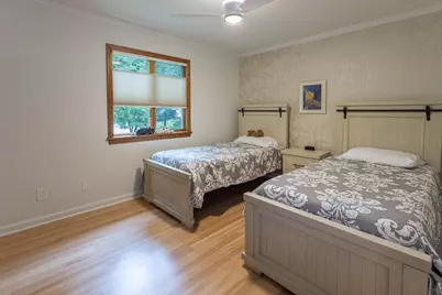 220 Thornwood Dr, Twp of But SE, PA 16001 - Photo 27