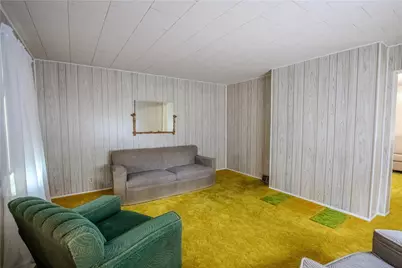 50 1st Ave, Carmichaels-Cumberland, PA 15357 - Photo 11