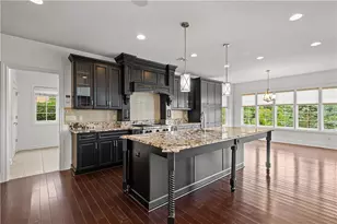 2183 Grandeur Dr, Hampton, PA 15044 - Photo 13