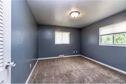 704 King St, McKeesport, PA 15132 - Photo 17