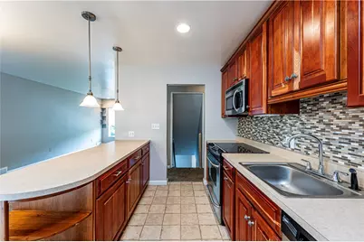 704 King St, McKeesport, PA 15132 - Photo 7