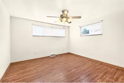 339 Berry St, Baden, PA 15005 - Photo 17
