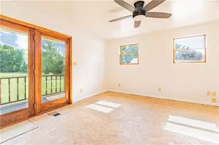 941 Three Degree Rd, Penn Township, PA 16002 - Photo 11
