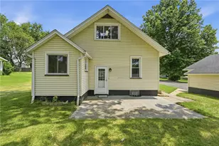1901 Line Rd, Neshannock Township, PA 16105 - Photo 7