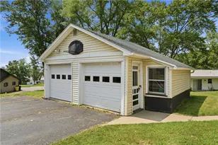 1901 Line Rd, Neshannock Township, PA 16105 - Photo 5